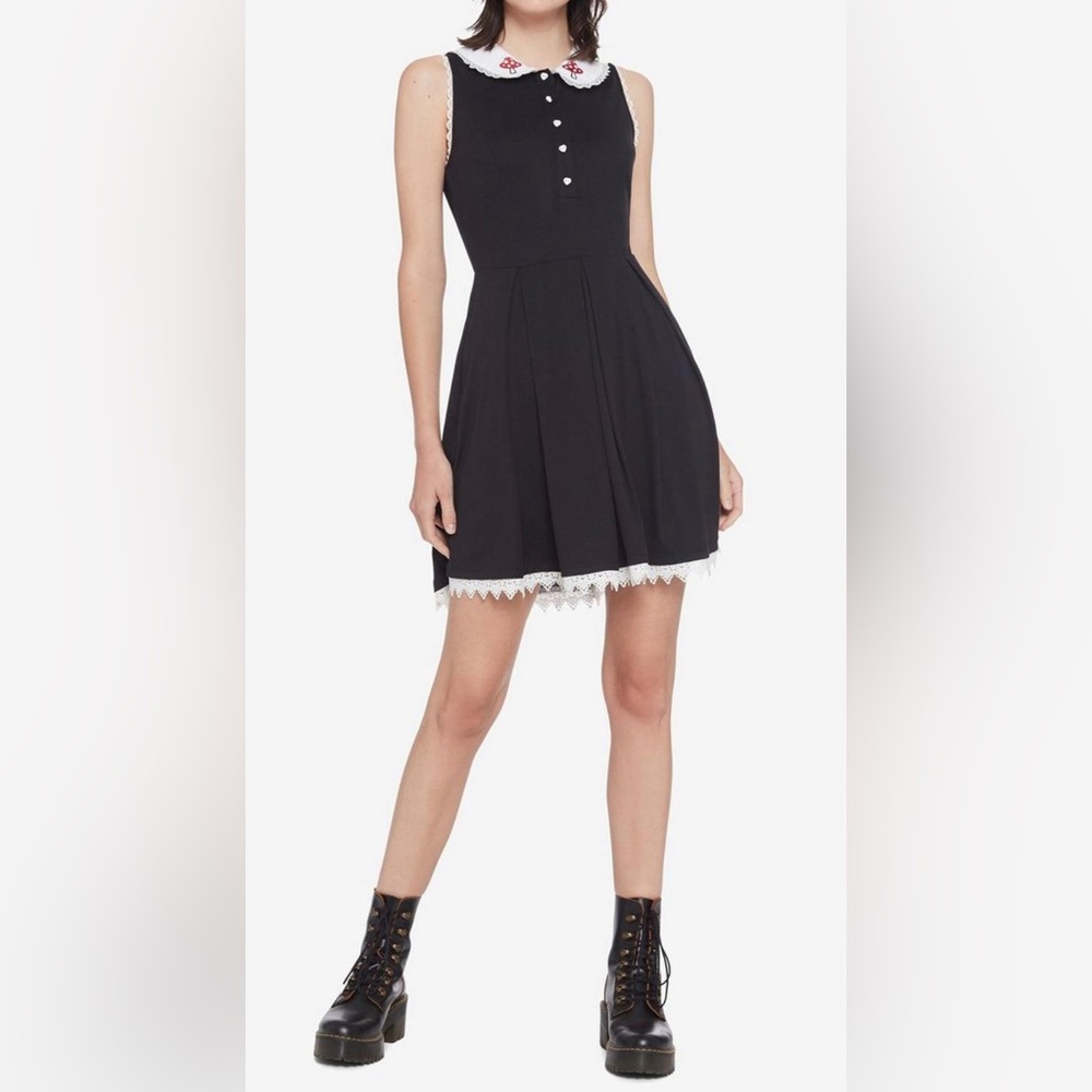 Hot Topic Mushroom Embroidery Collar Lace Trim Dress Black Size M